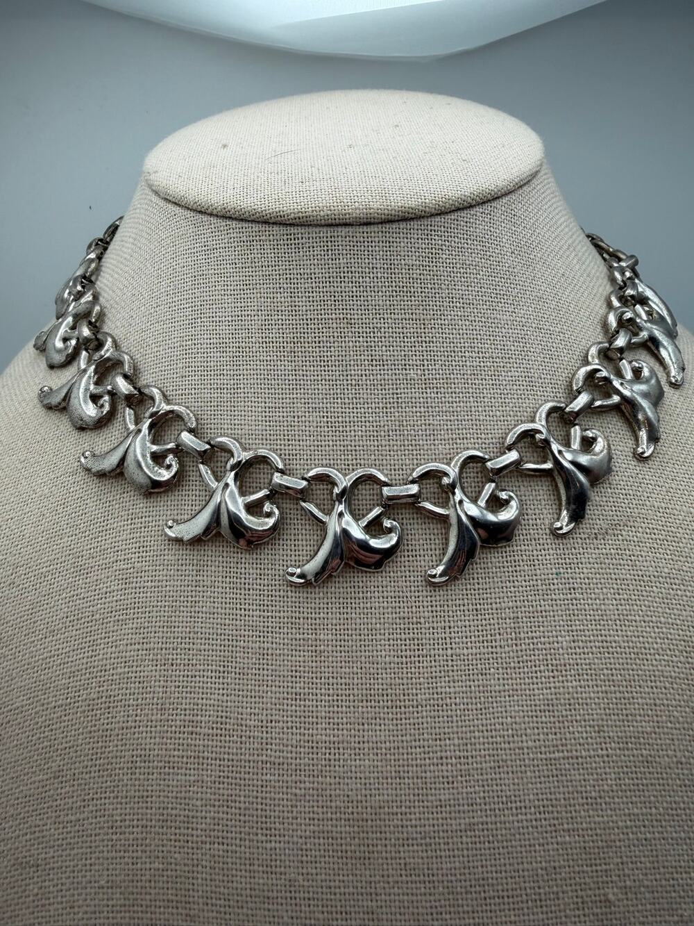 mid-century vintage sterling silver floral link necklace 32 g